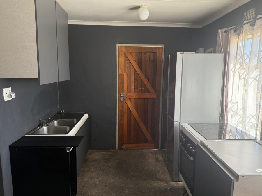 2 Bedroom Property for Sale in Highbury Western Cape